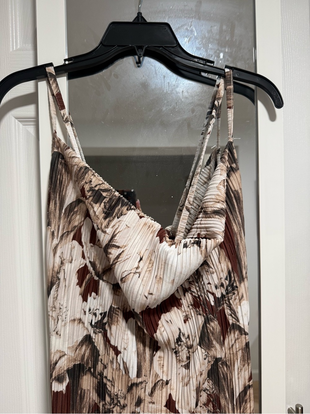 PrettyLittleThing Brown and Cream Floral Slip Maxi Dress - Picture 2 of 5